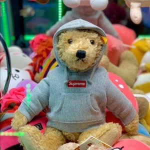 Meet your Posher, Bob